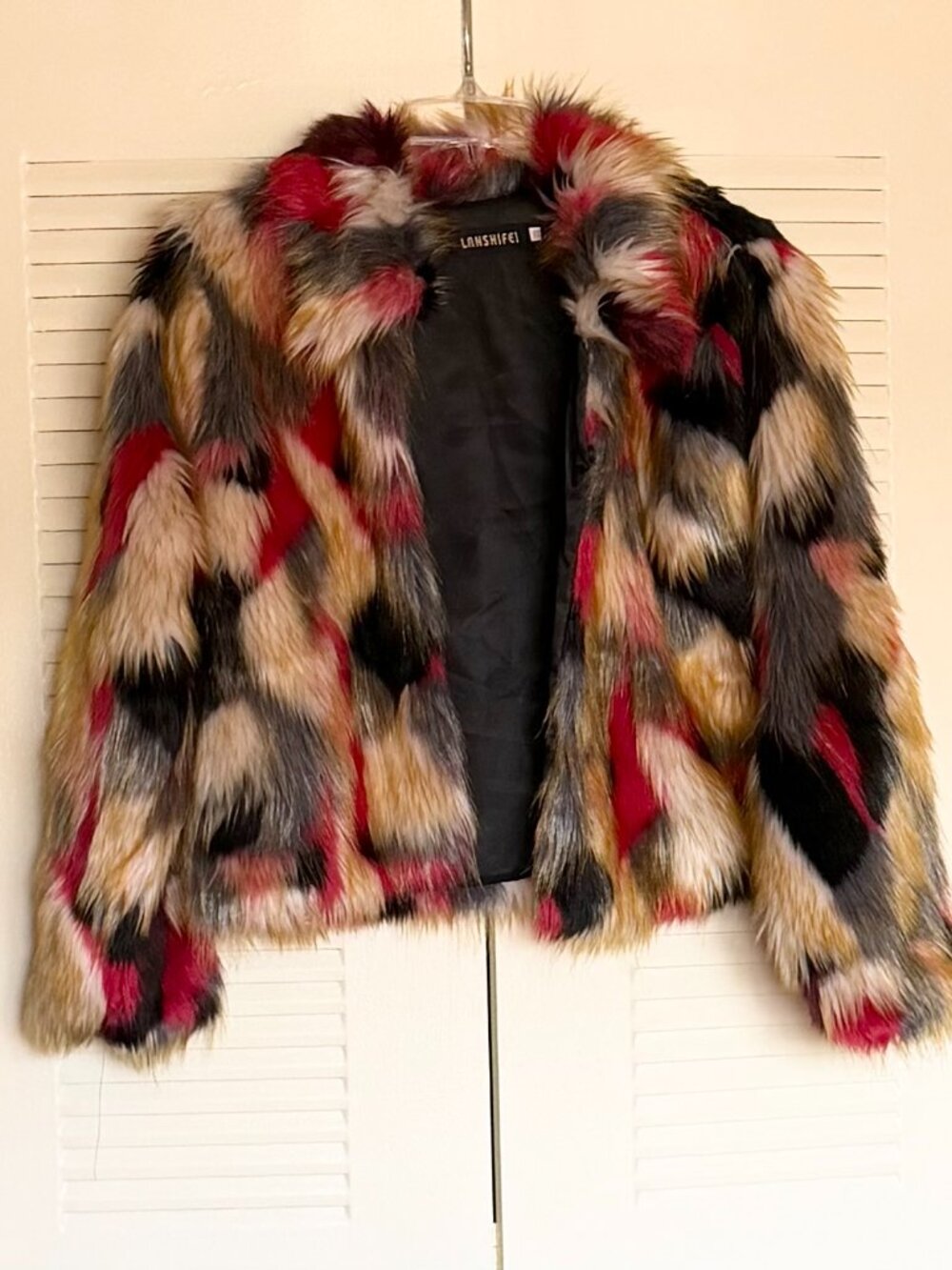 Lanshifei Multi-Color Faux Fur Jacket/Coat